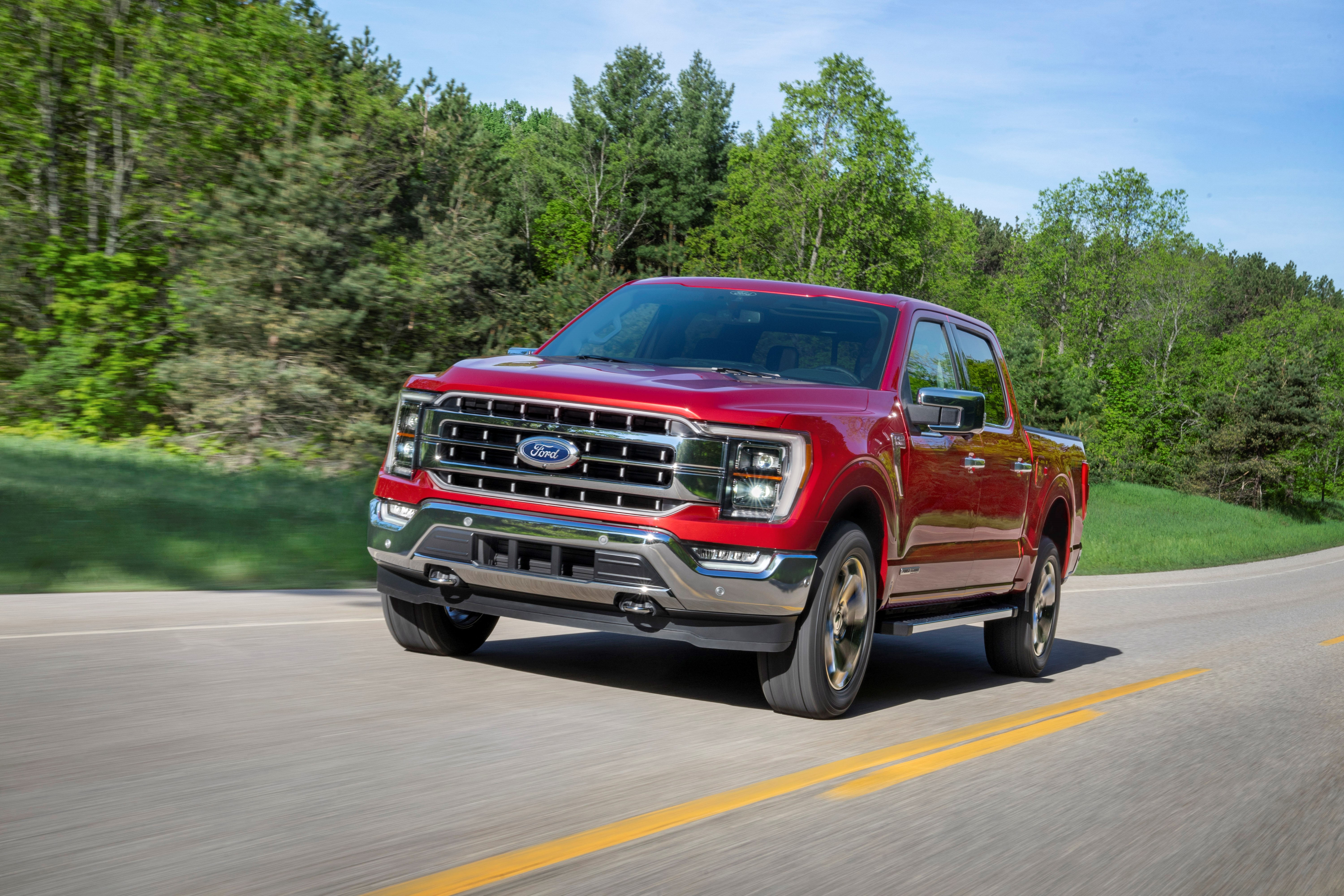 New King Of The Road 2021 Ford F 150 Arrives Motorweek