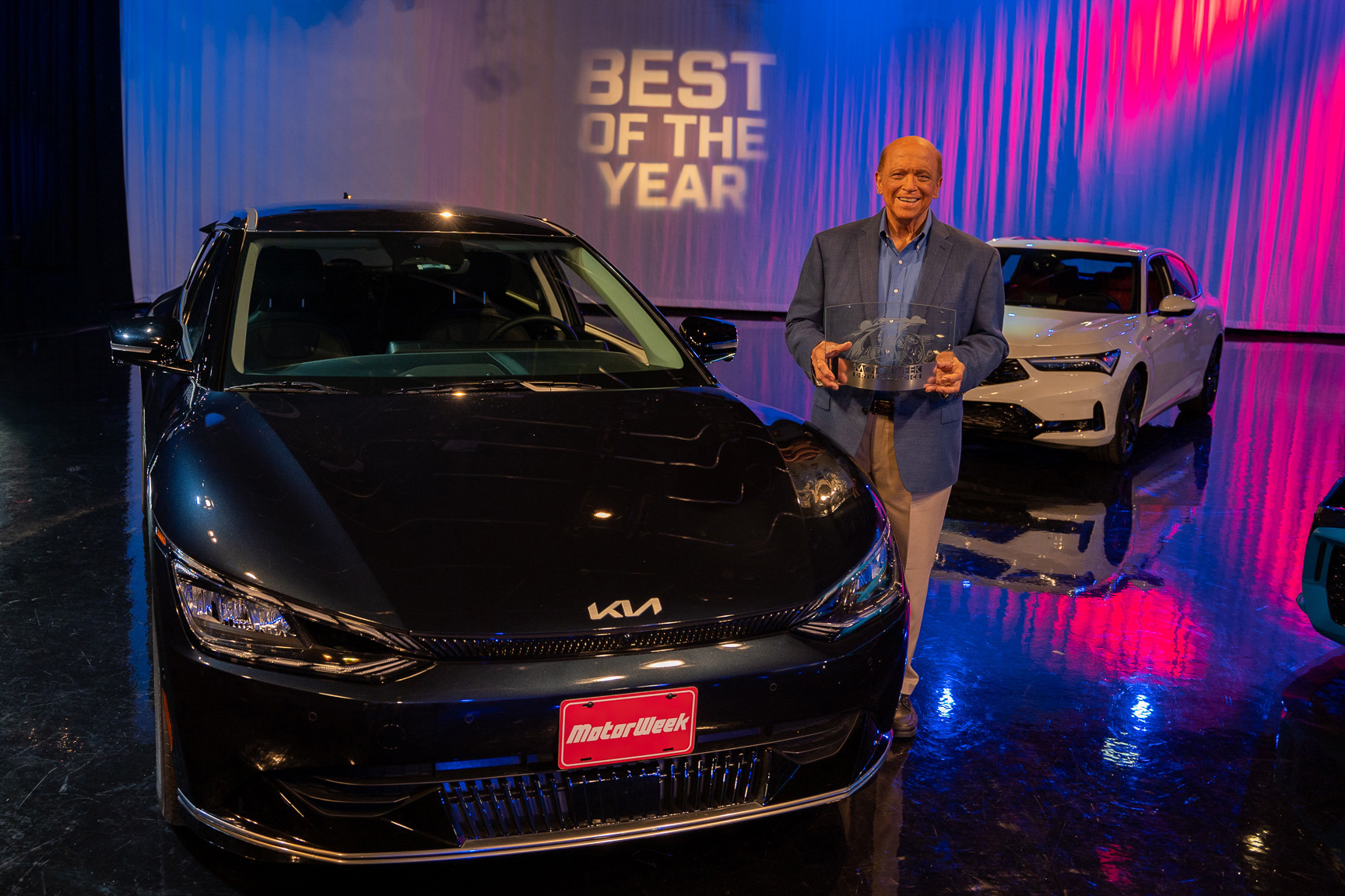 Kia EV6 Wins MotorWeek’s Drivers’ Choice “Best of the Year”