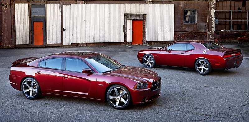 Dodge Introduces New 2014 Charger and Challenger 100th Anniversary Editions