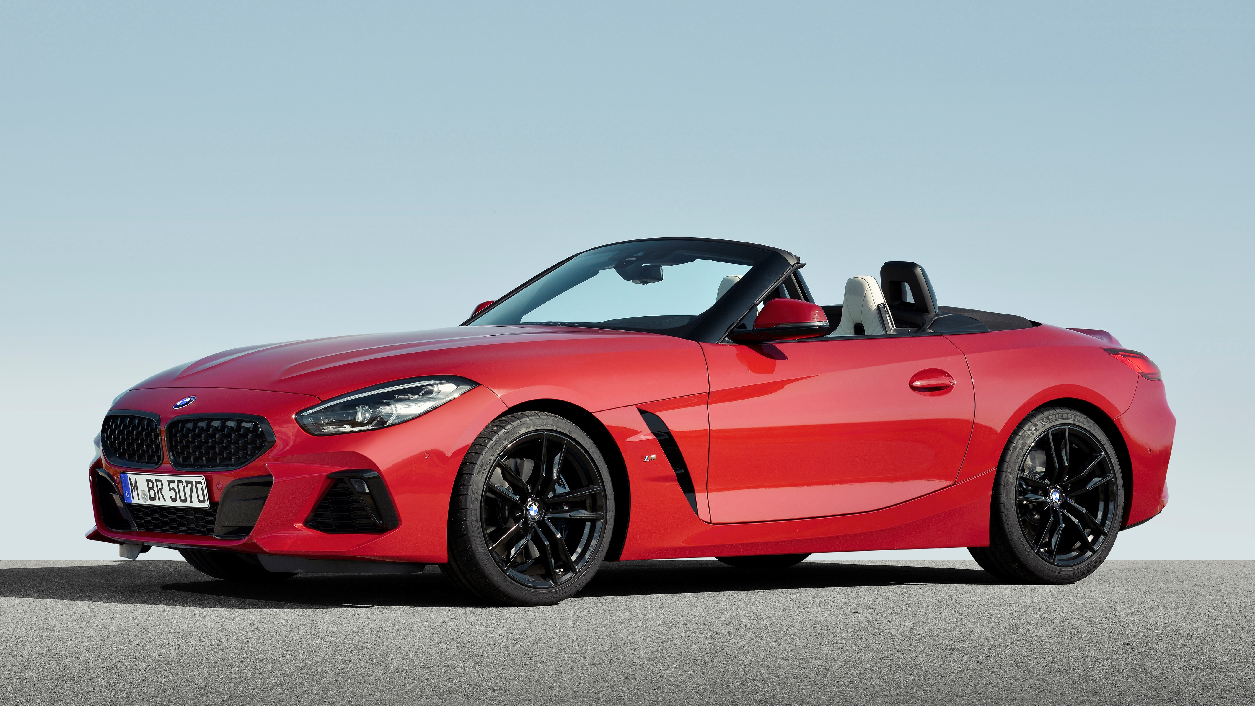 BMW Serves Up New Z4 Roadster at Pebble Beach