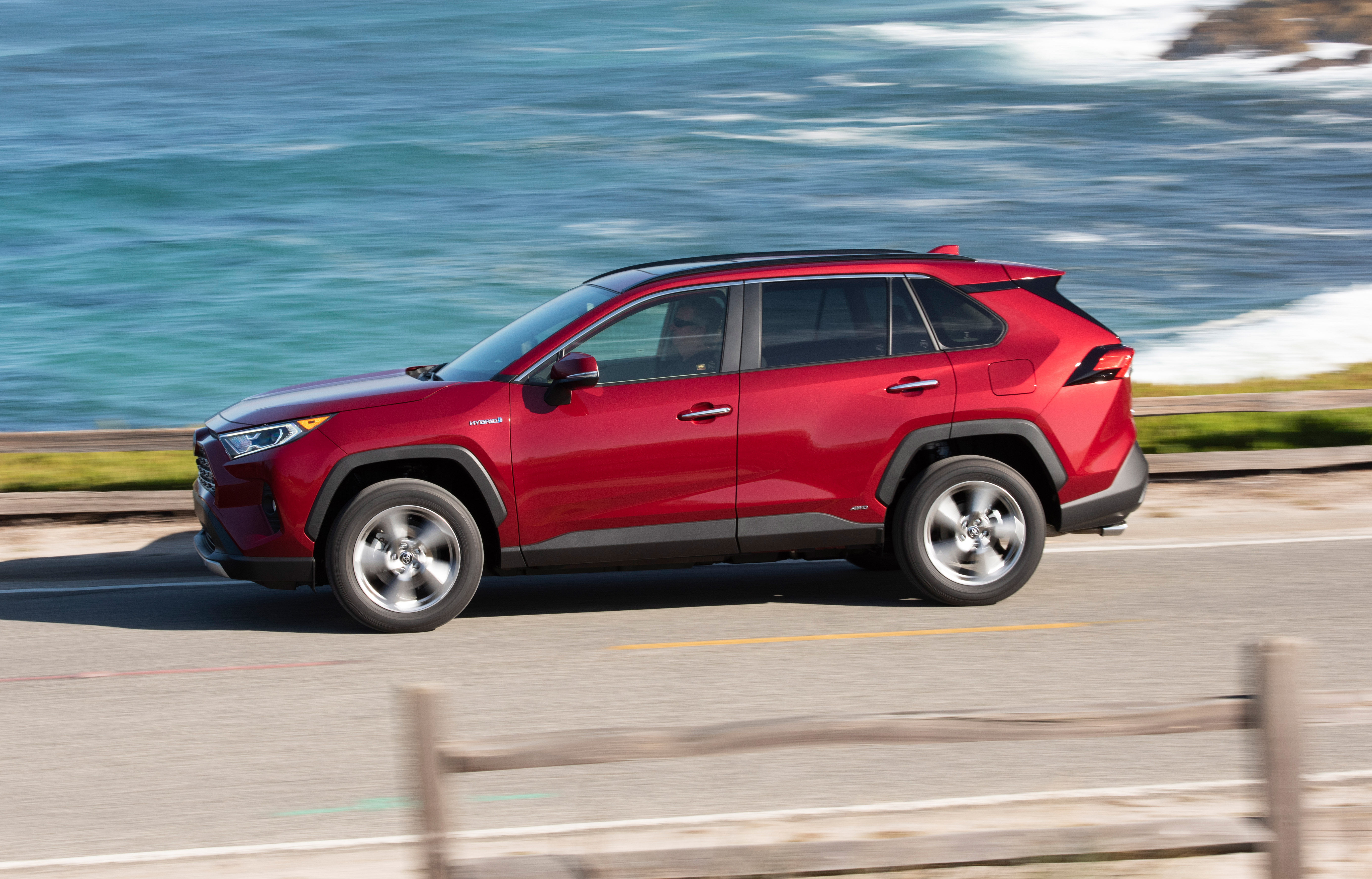 All-New 2019 Toyota RAV4 Aims for Continued Compact SUV Dominance