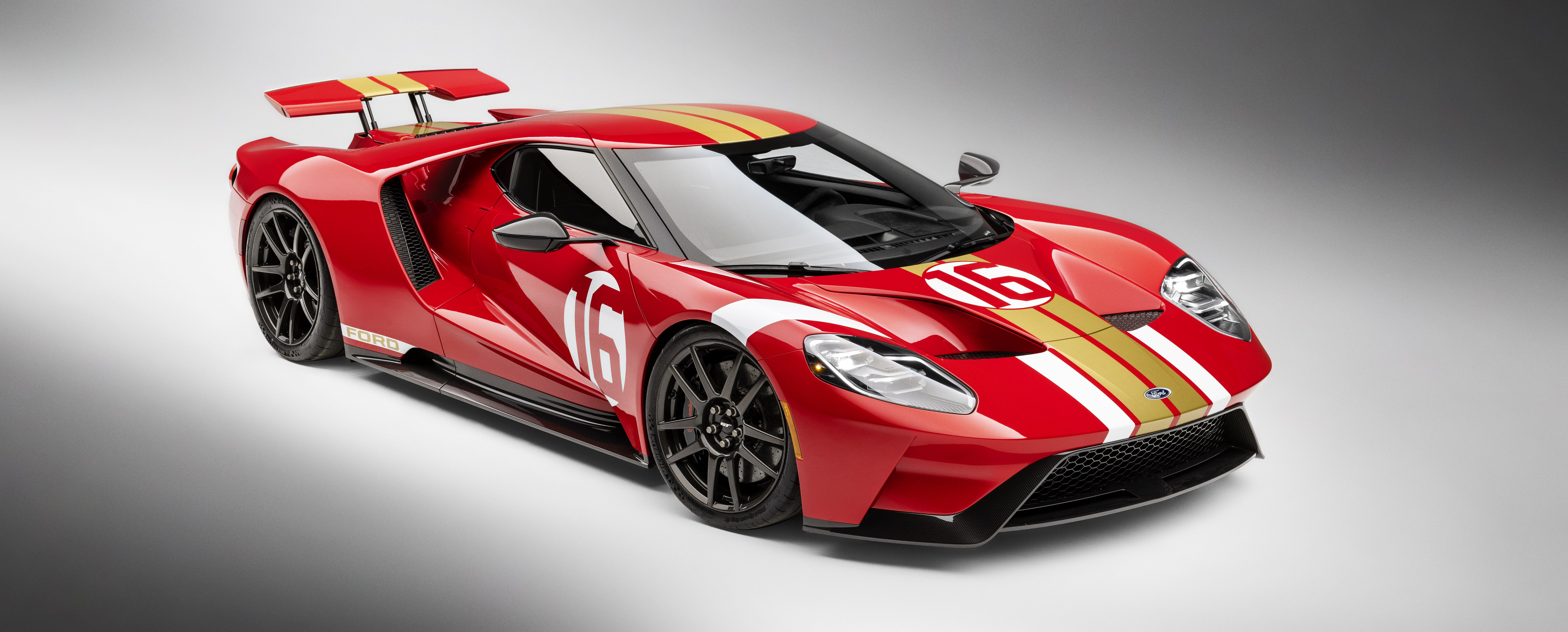 Ford GT Alan Mann Heritage Edition Pays Homage to Racing Legends
