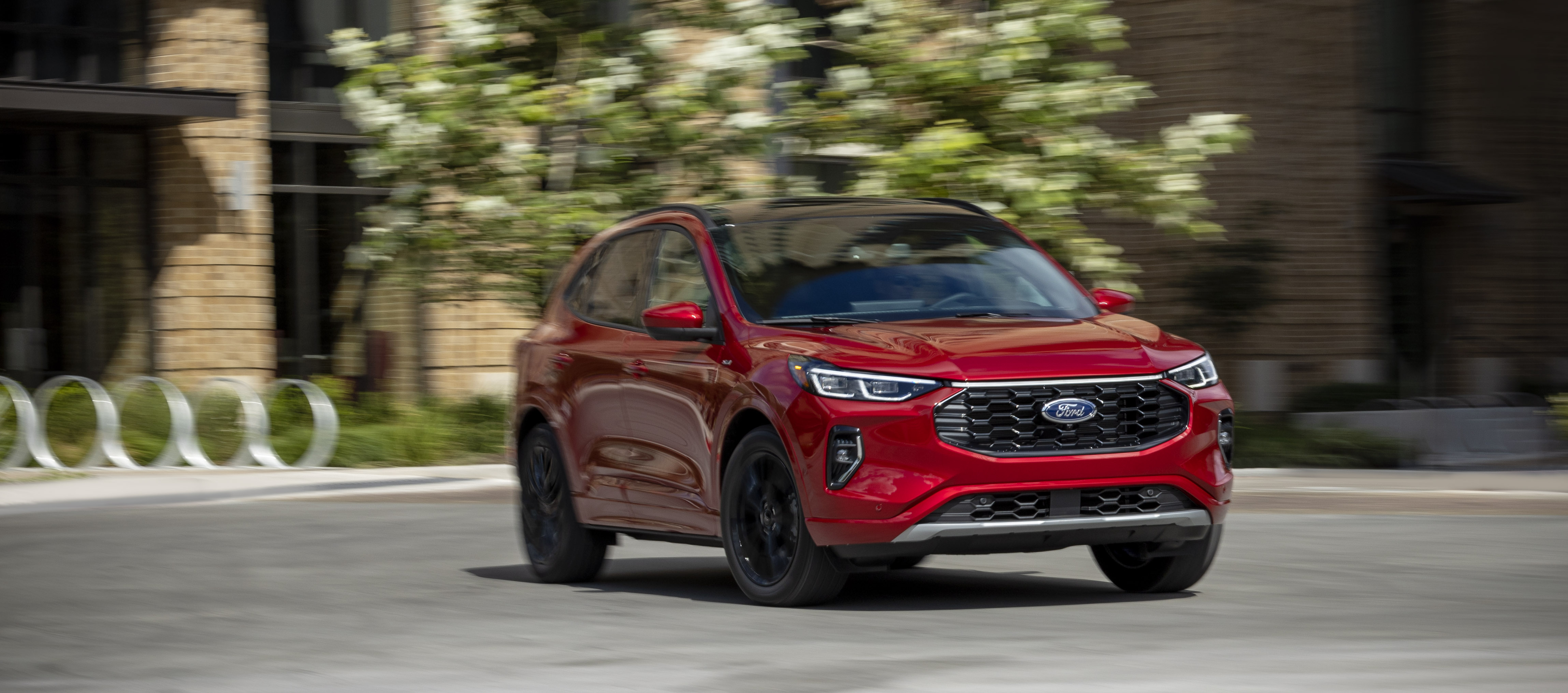Ford Escape Updated for 2023; More Powertrain Options, ST-Line