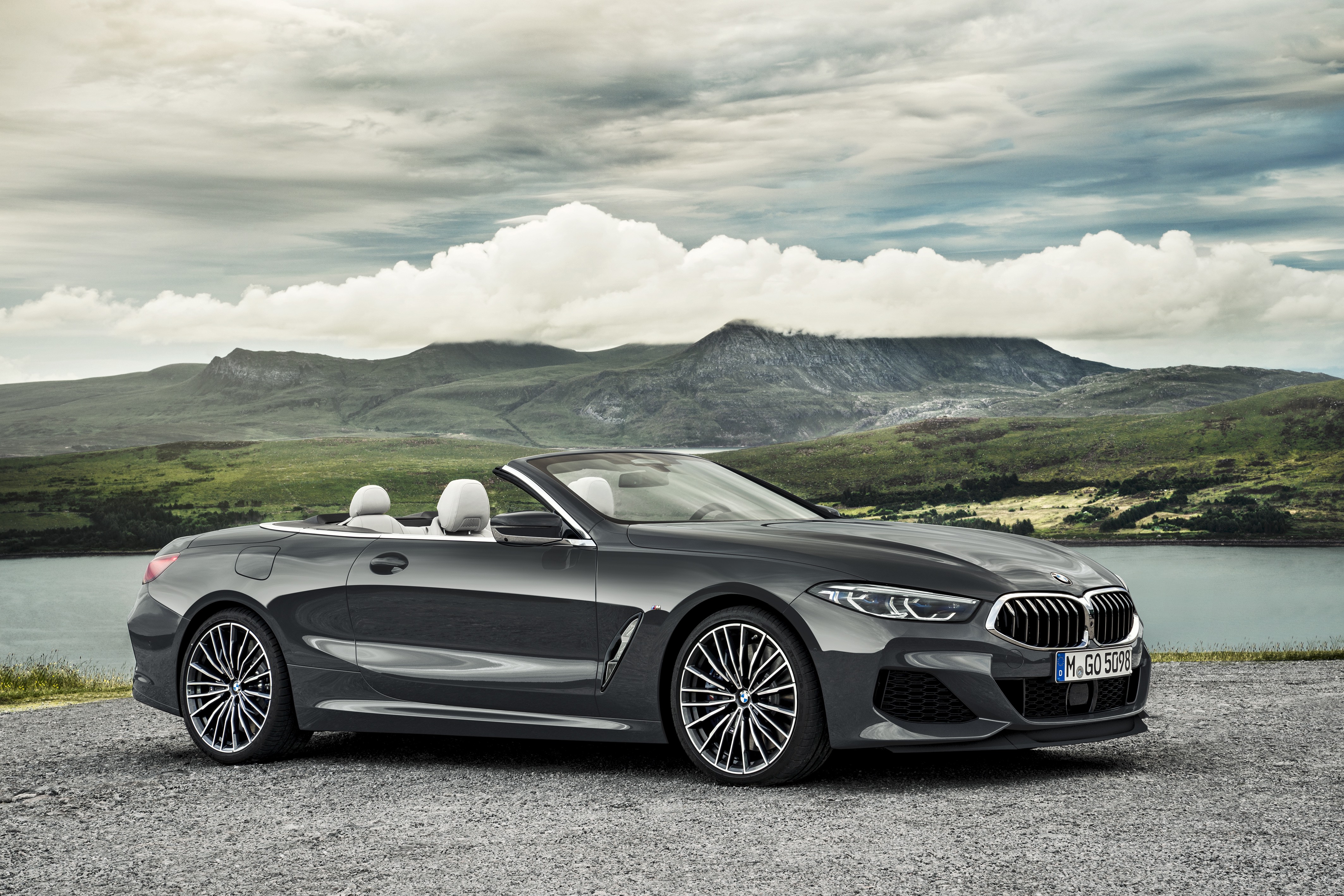 BMW Introduces First-Ever 8 Series Convertible