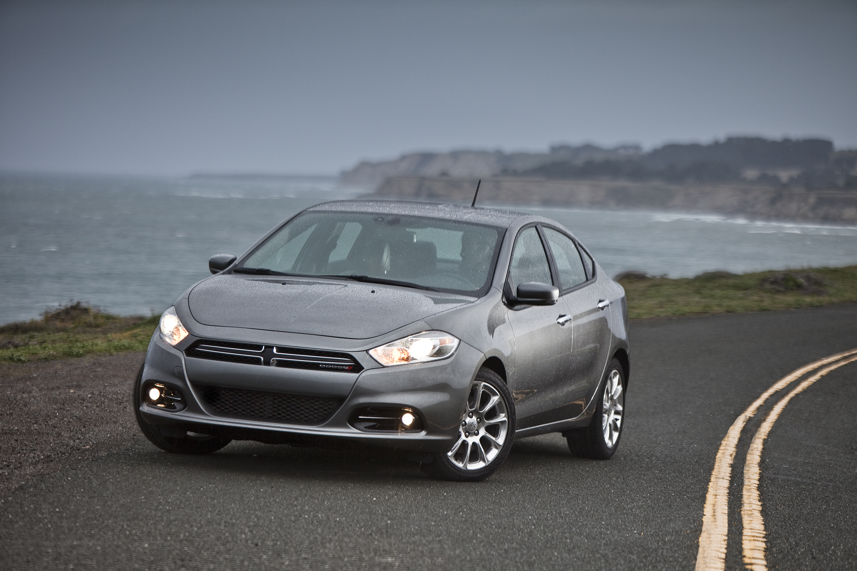 FCA to discontinue Chrysler 200, Dodge Dart, focus on utilities moving forward