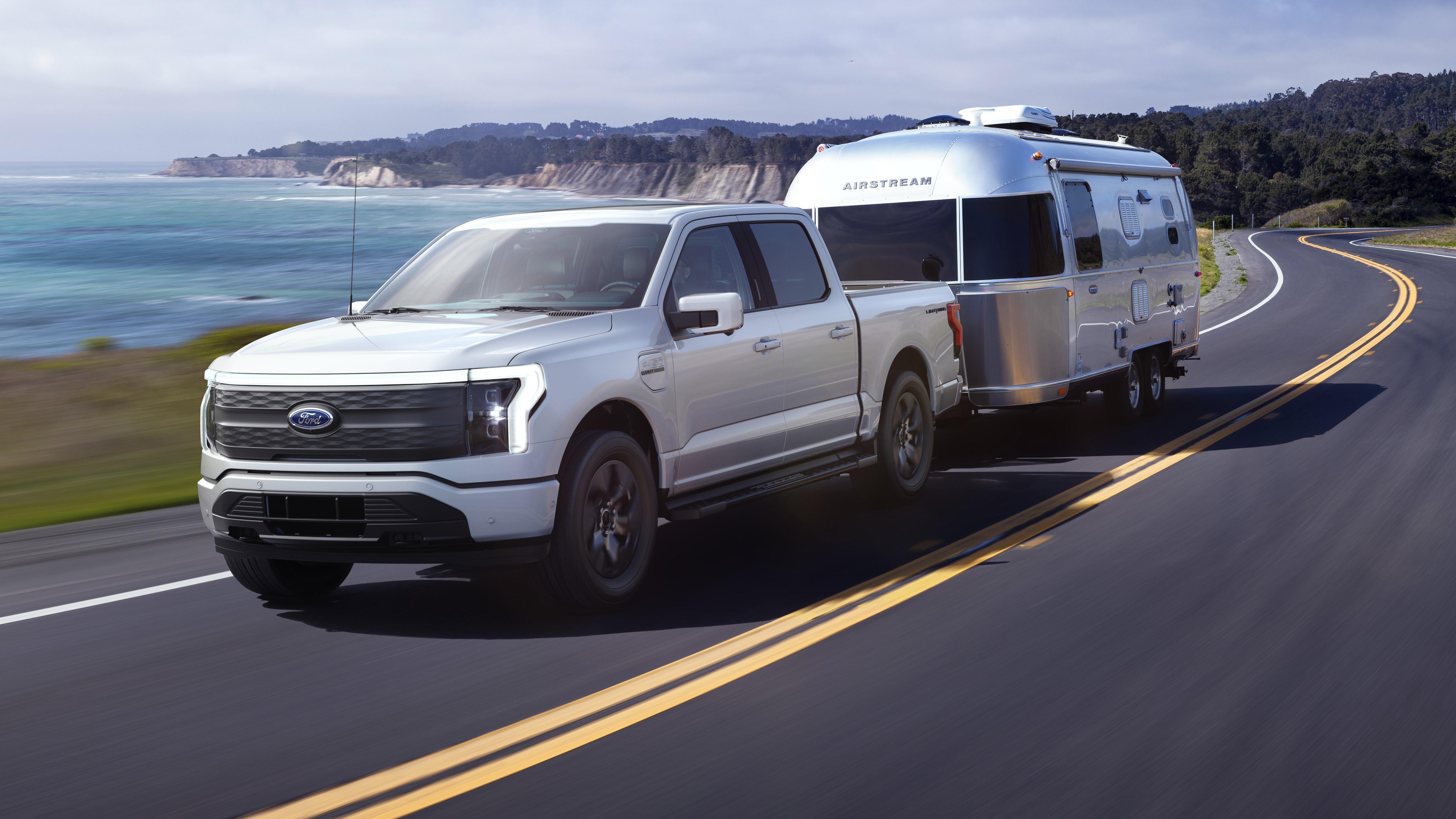 Ford Plugs Into A New Future of Tough With F-150 Lightning BEV