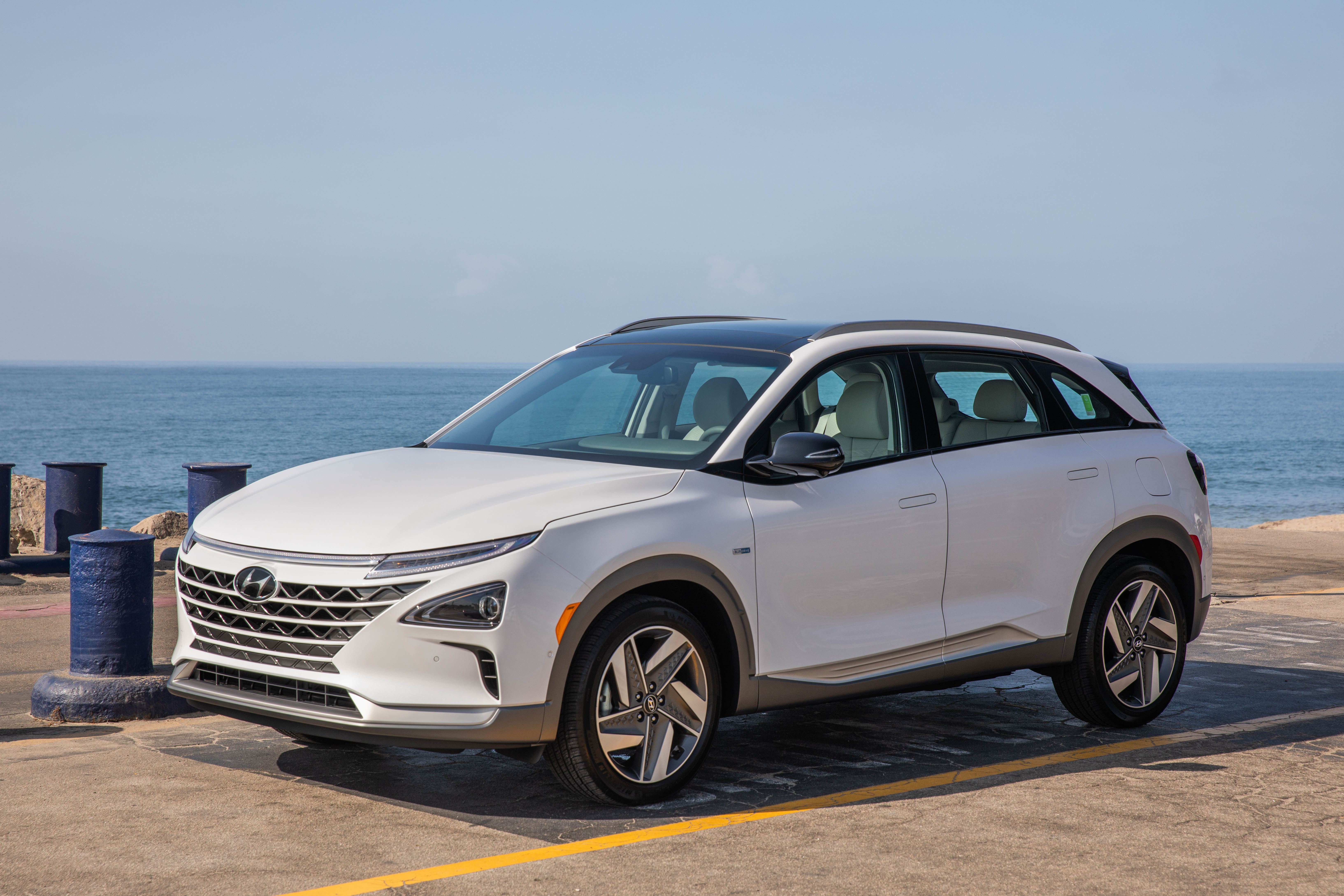 Hyundai Introduces the Nexo Fuel Cell SUV