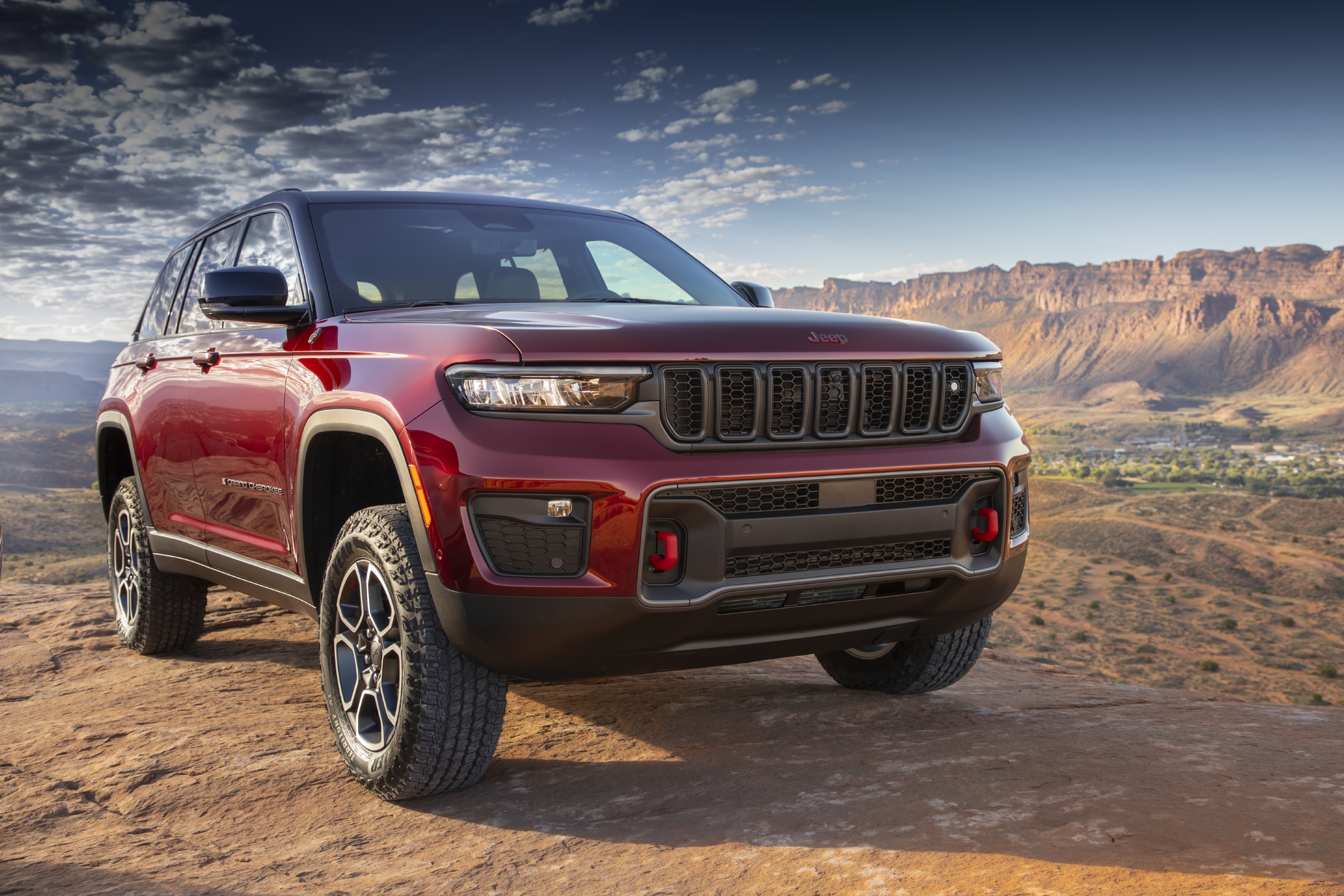 Pricing Revealed for 2022 Jeep Grand Cherokee Lineup