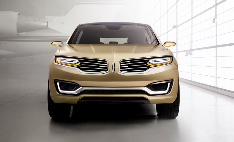 Lincoln Motor Company unveiled the MKX Concept at Auto China 2014