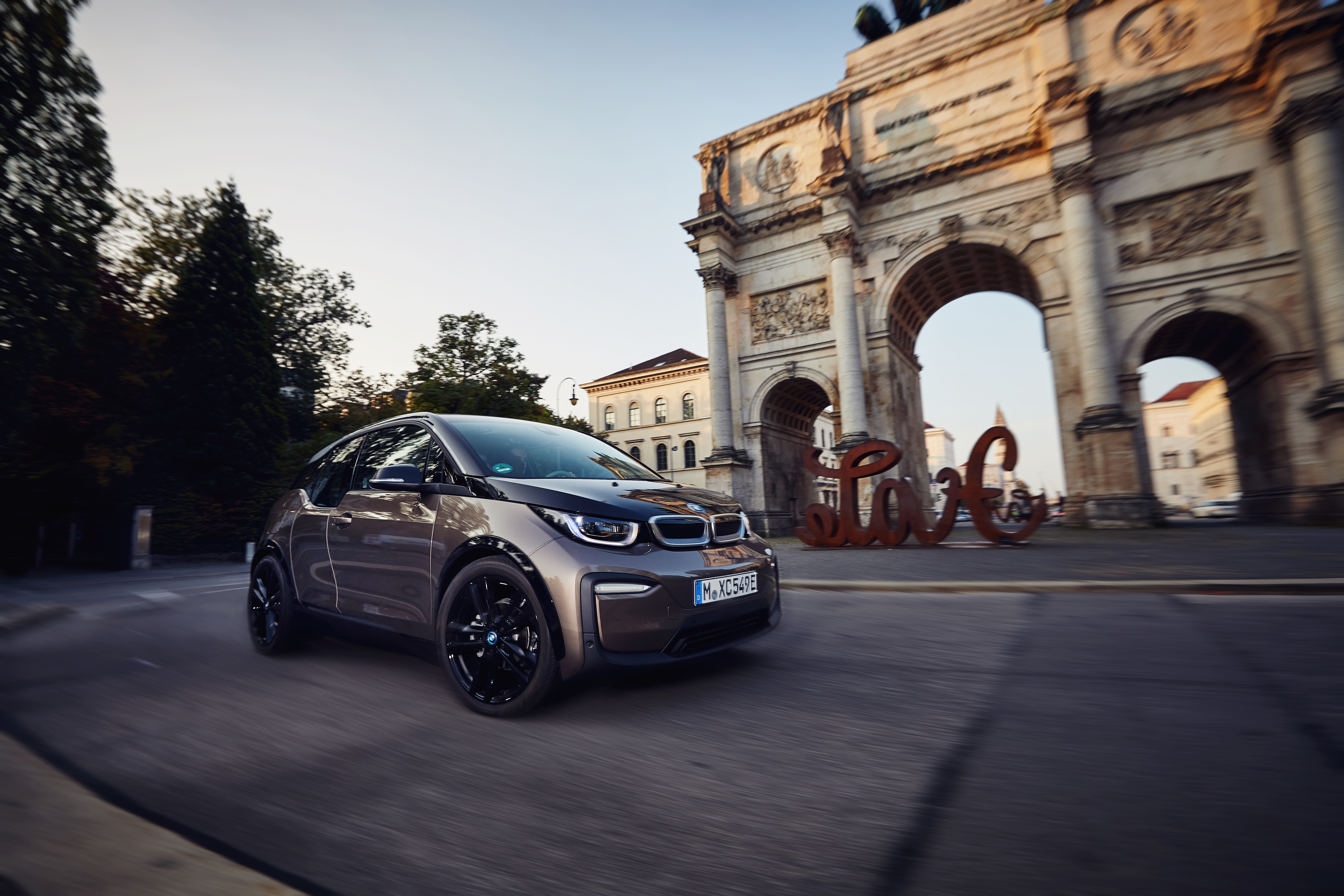 BMW i3 Ups Electric Range to 153-Miles