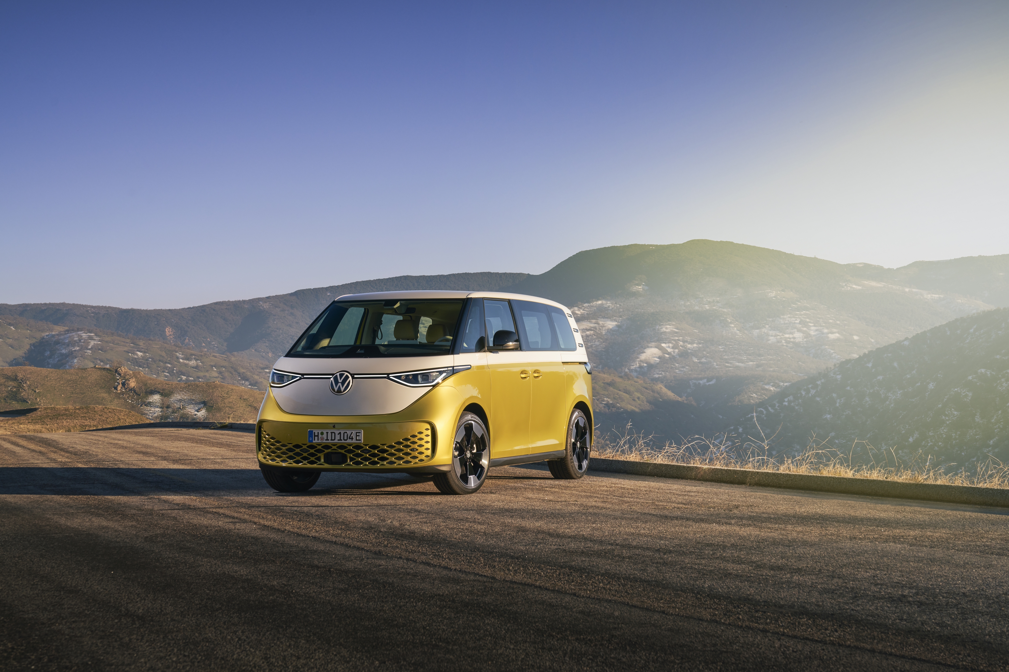 Volkswagen ID. Buzz to Appear at New York Auto Show; Test Track Rides Included
