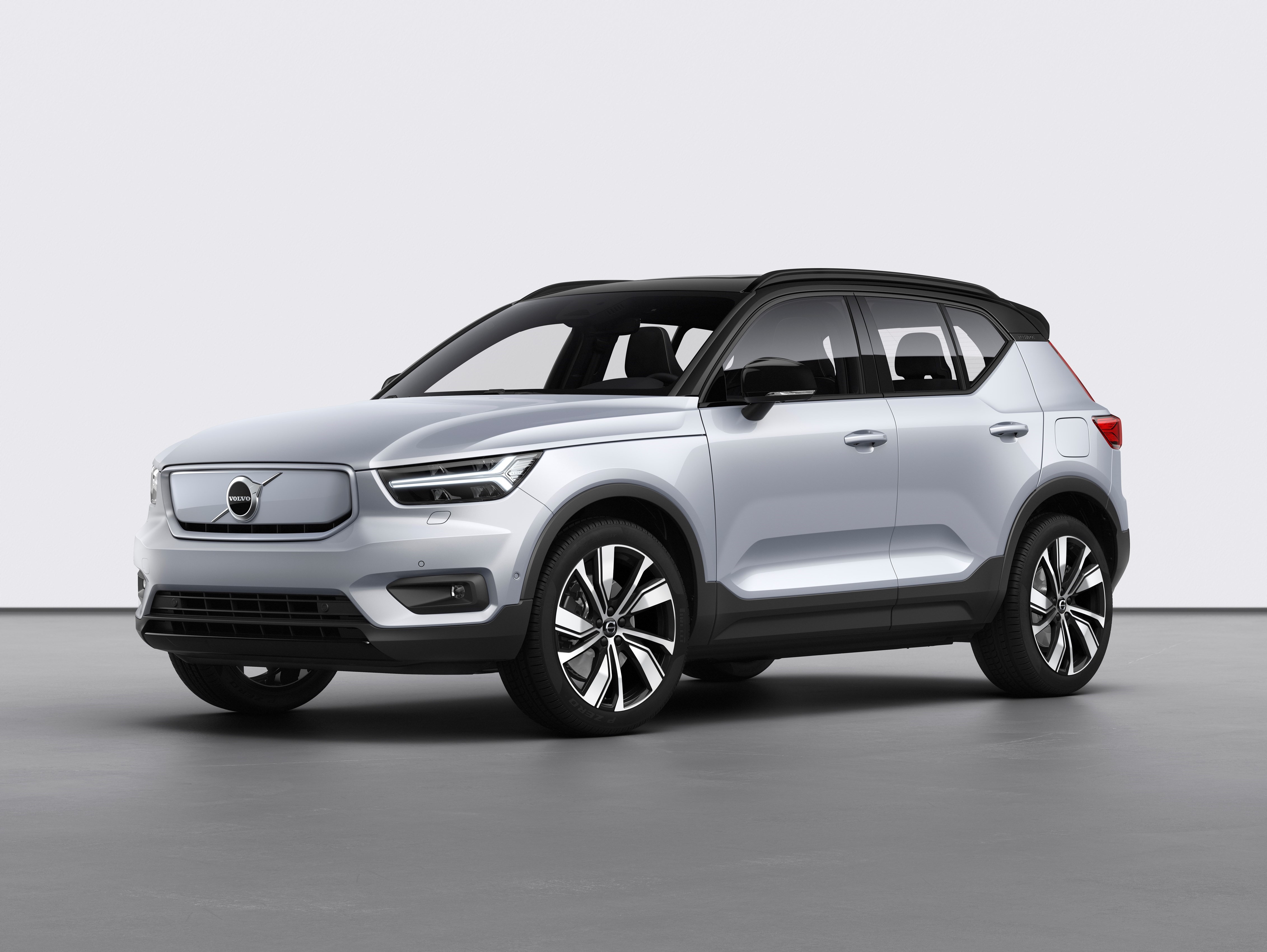 Volvo Cars launches Volvo XC40 Recharge EV