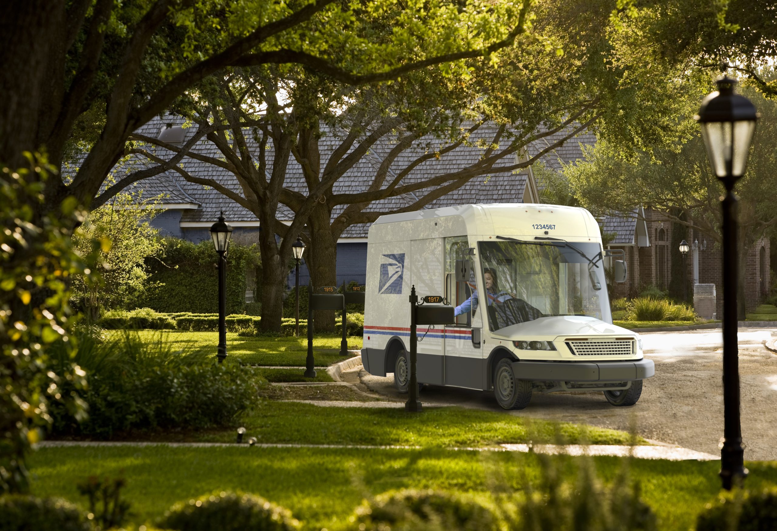 USPS Chooses Design For New Postal Delivery Vehicle